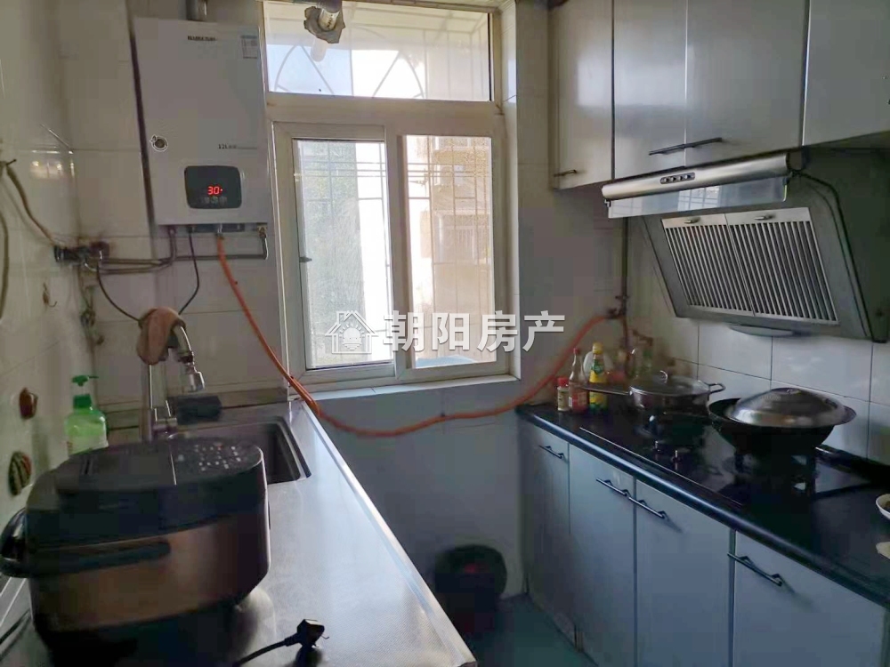 桂苑东区 76平 朝南精装两居 满两年 交通便利 学区房