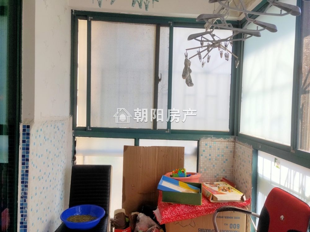 巴黎春天 91平 精装南向两室 学区房 采光好 交通便利