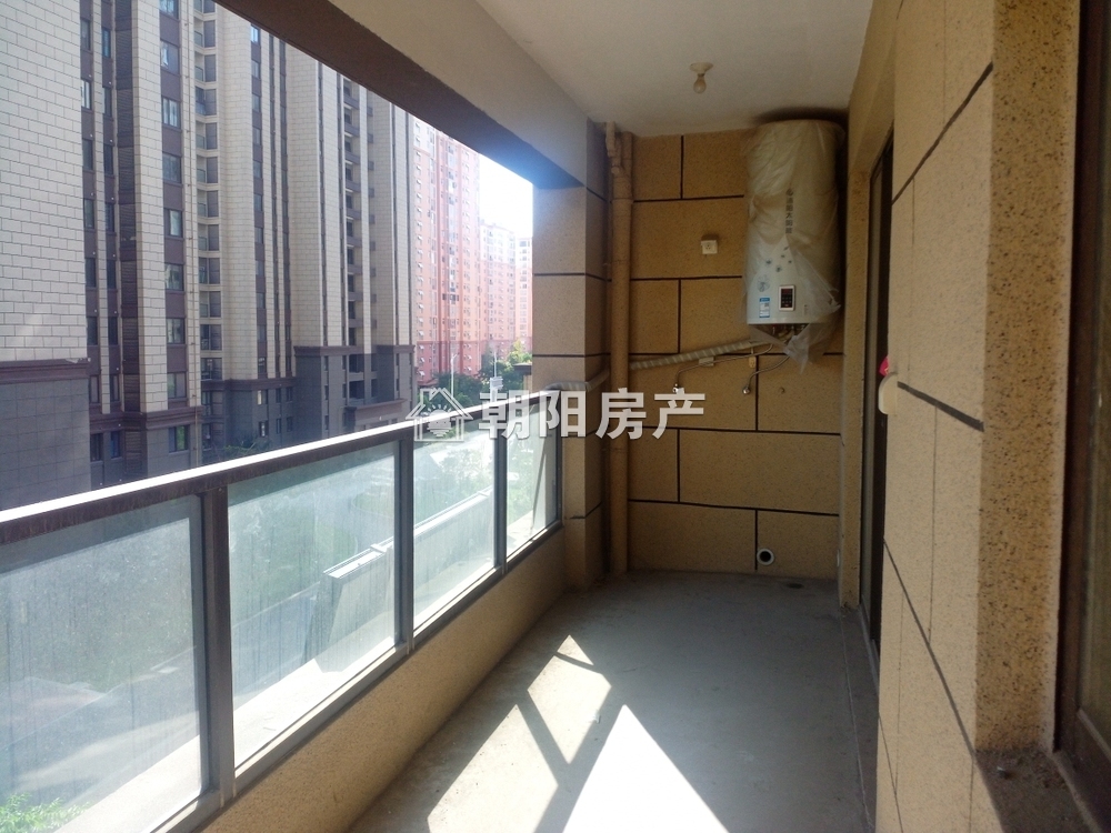 顺景天城逸园 112平 南向三室毛坯 交通便利 学区房
