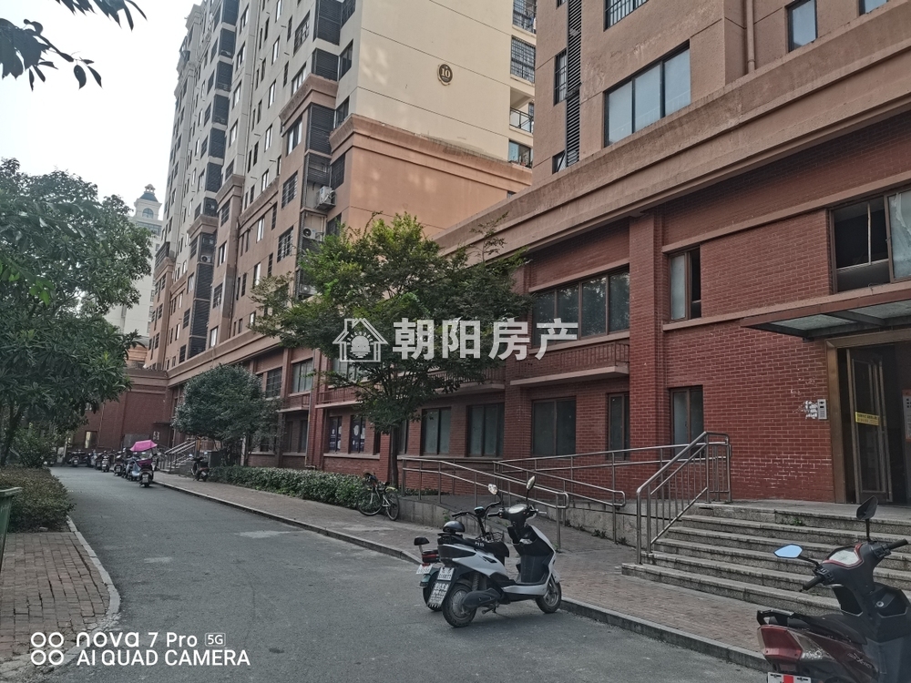 金地月伴湾二区 113平 朝南三室毛坯 学区房 满两年 配套齐全