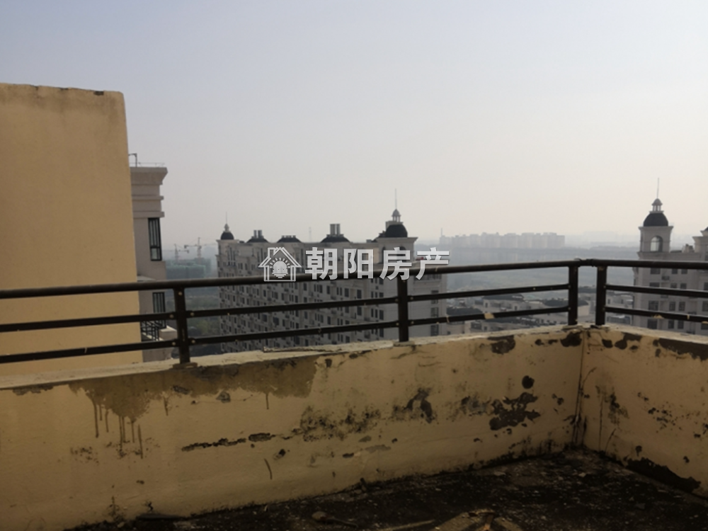 金地月伴湾二区 113平 朝南三室毛坯 学区房 满两年 配套齐全