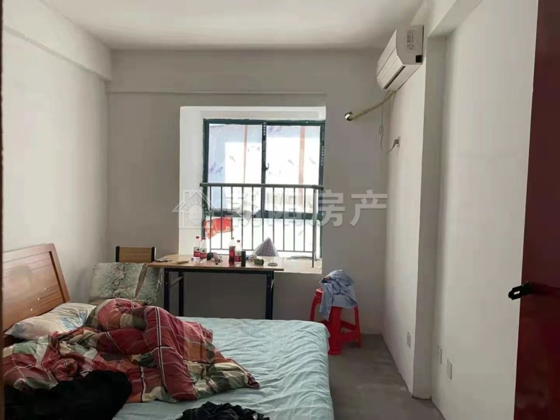 阳光欧洲城 115平 南向三室简装 满两年学区房 6902元/平