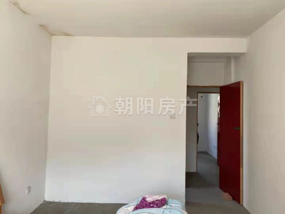 阳光欧洲城 115平 南向三室简装 满两年学区房 6902元/平