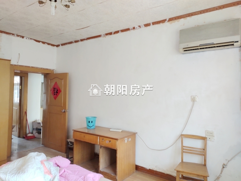 工农村 81平 南向三居 满两年 1220元/平