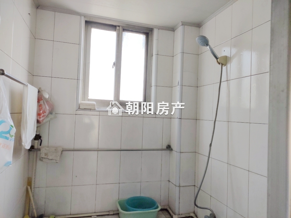 工农村 81平 南向三居 满两年 1220元/平