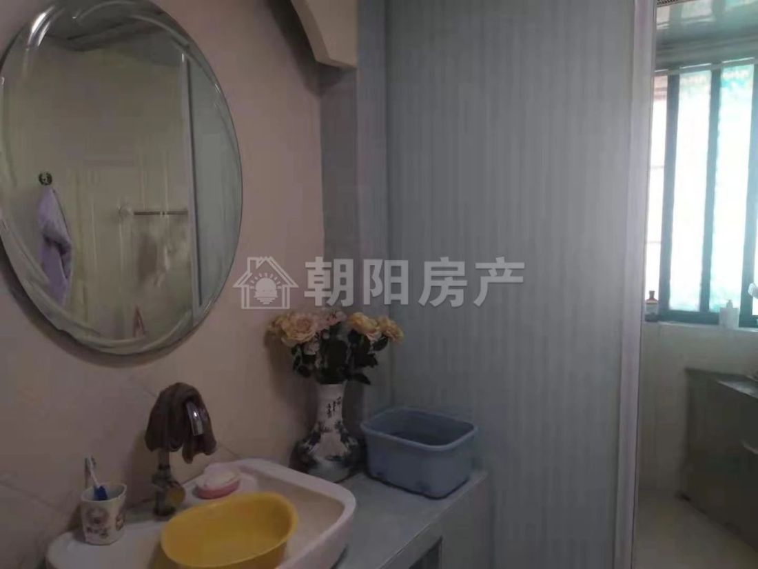 合家福高层 131平 南向精装三室 单价4200元/平