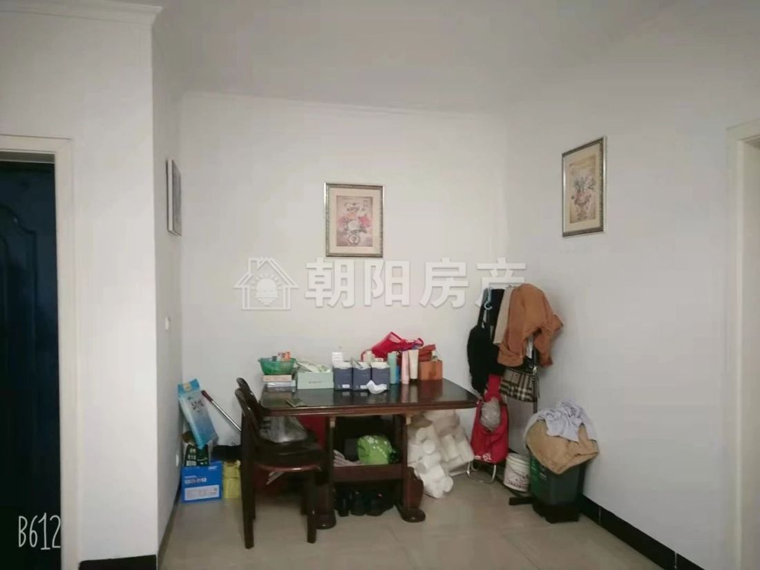 金玉新村 84平 南向精装两室 满两年 交通便利 学区房