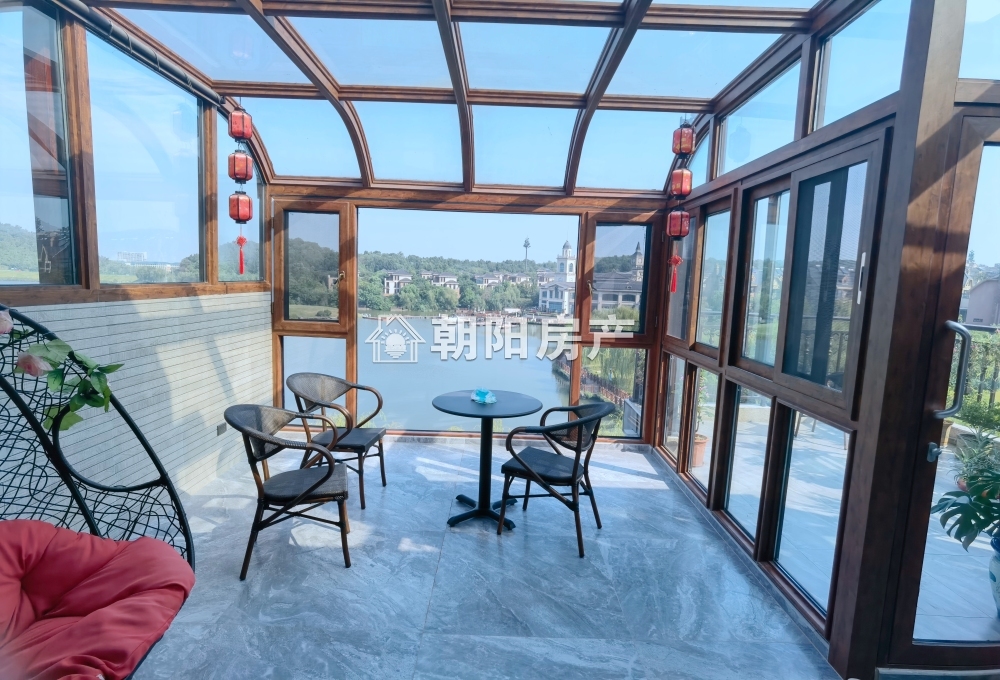 泉山湖龙湾 160平 南朝向精装叠墅 满两年 学区房