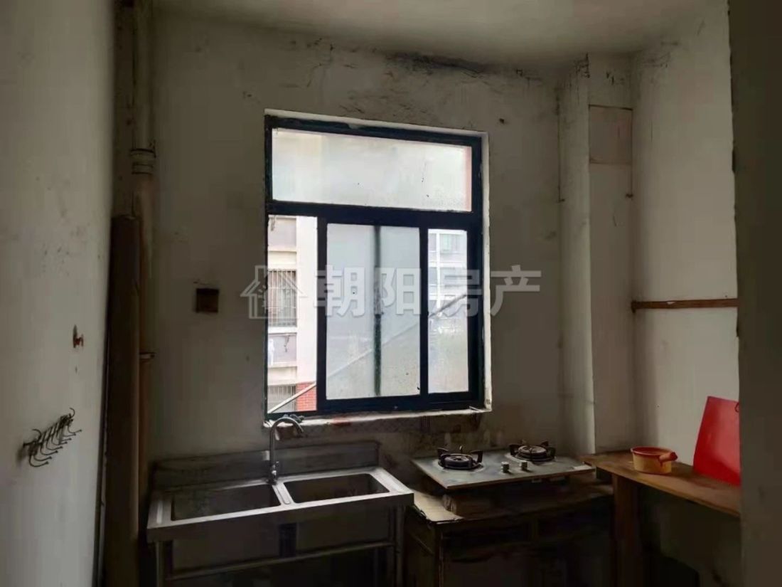 建筑公司家属楼 89平 南向两室 满五唯一 交通便利
