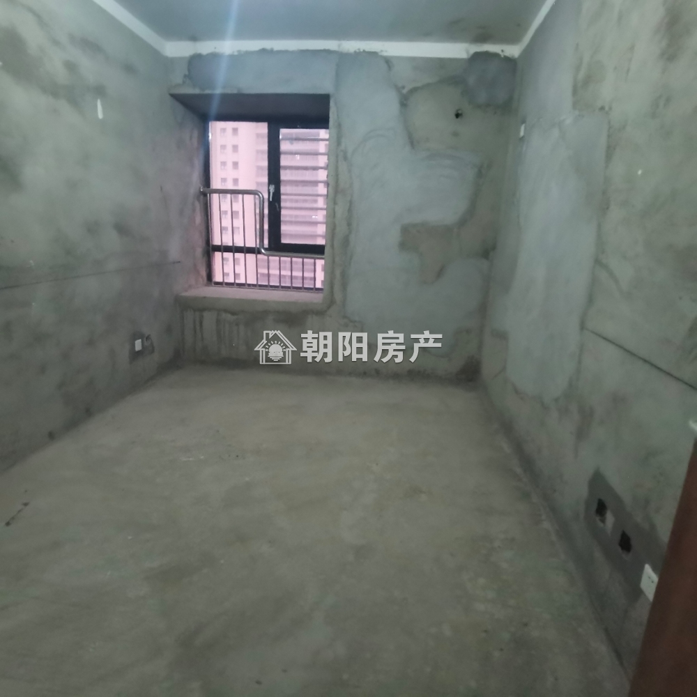 万茂华府 115平 南向三居 毛坯 满两年 学区房
