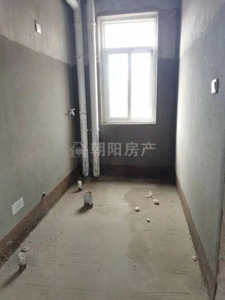 凤凰首府 112平 南向三室采光好 学区房 交通便利