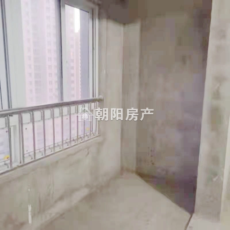 万茂华府 115平 南向三居 毛坯 满两年 学区房