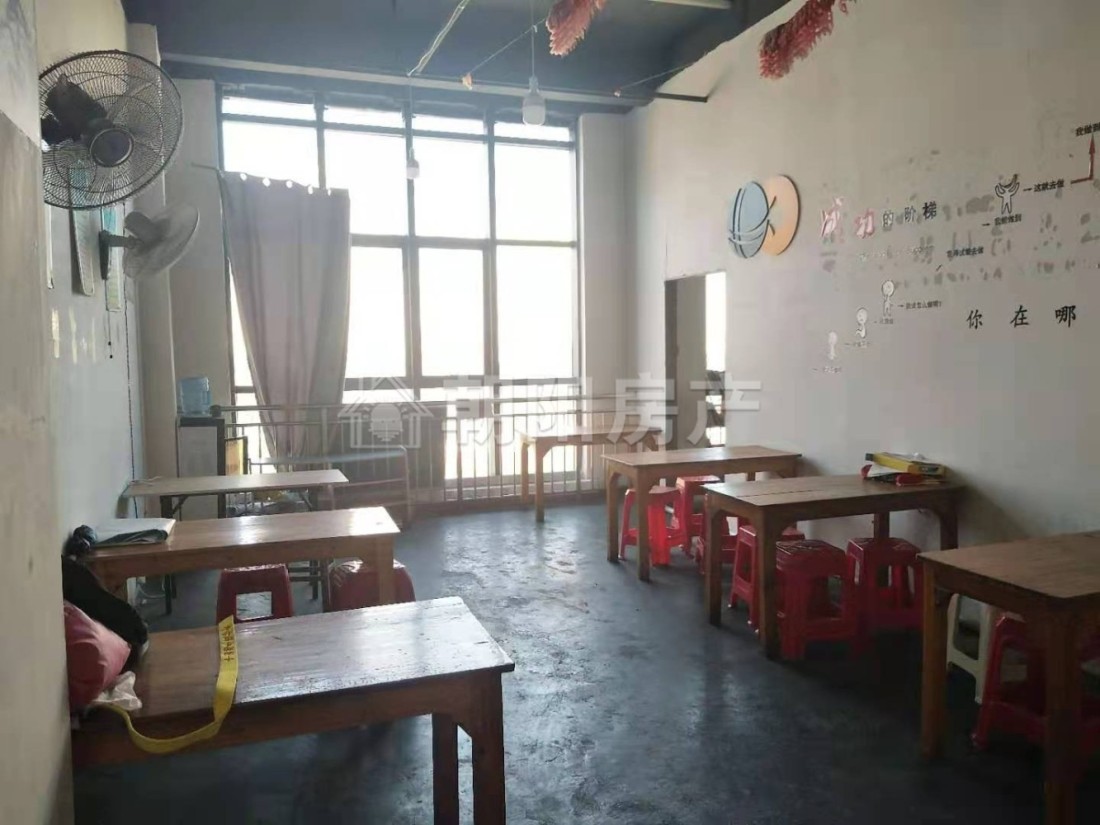 华城国际 105平 临街旺铺 人流密集 优质地段