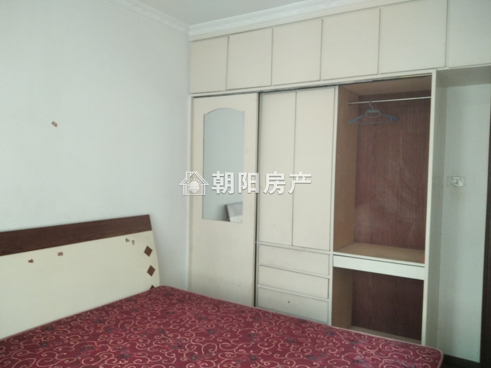 明珠花园 85平 朝南精装两居 满五唯一 交通便利