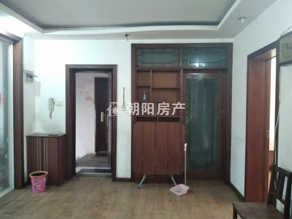 明珠花园 85平 朝南精装两居 满五唯一 交通便利