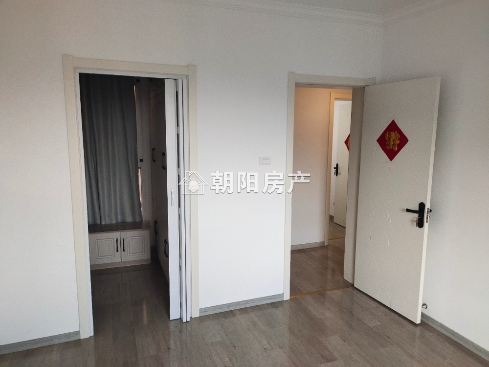 舜耕花都 99平 南向三室精装 采光好随时看房