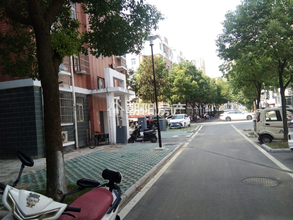 银鹭安居苑 127平 朝南三室毛坯 满两年 单价仅1648元/平