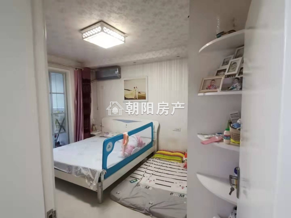 金地国际城A区 111平 朝南精装三室 学区房 随时看房