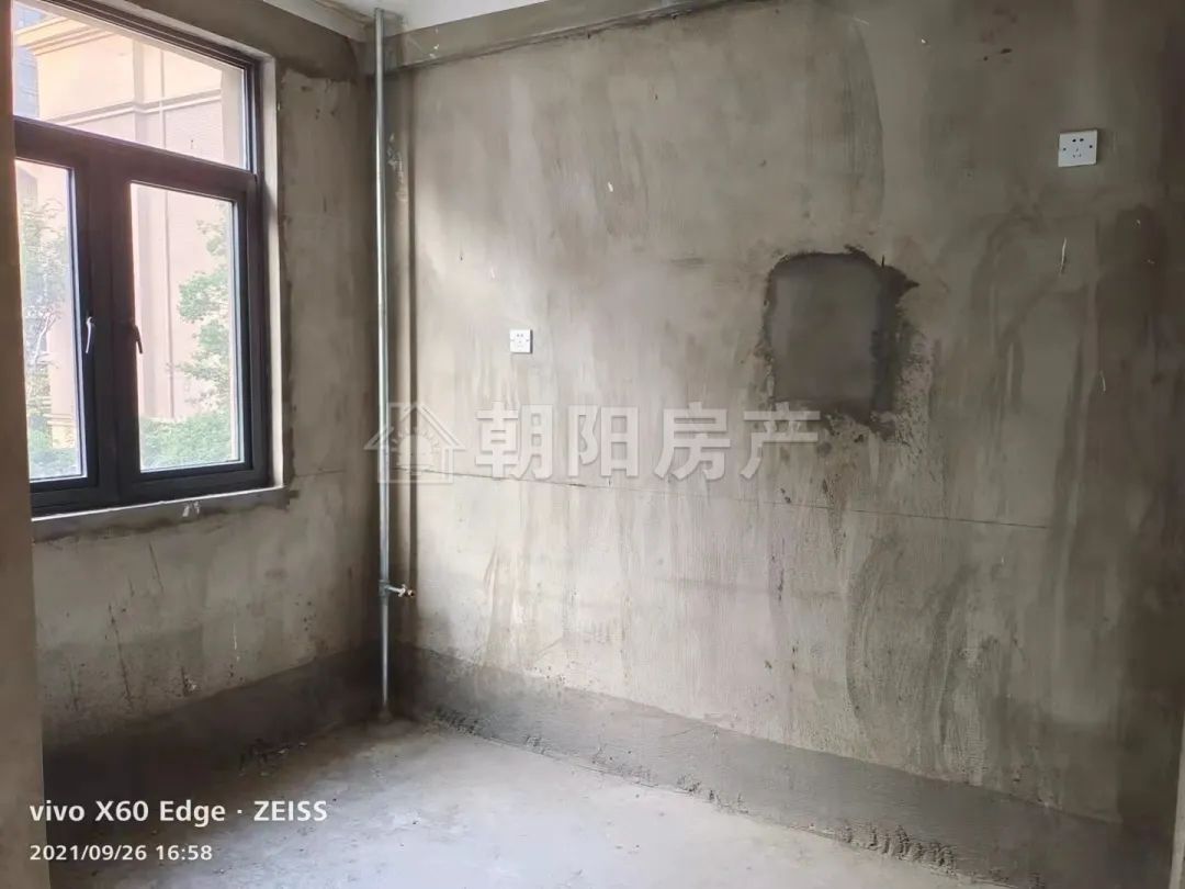 凤凰城 121平 南向三室二厅 洋房低楼层 学区房随时看房