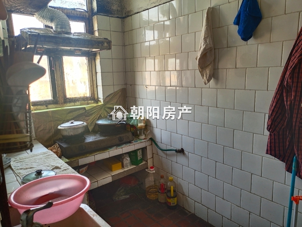 田东小区 60平 南向两居 采光好 交通便利 配套齐全