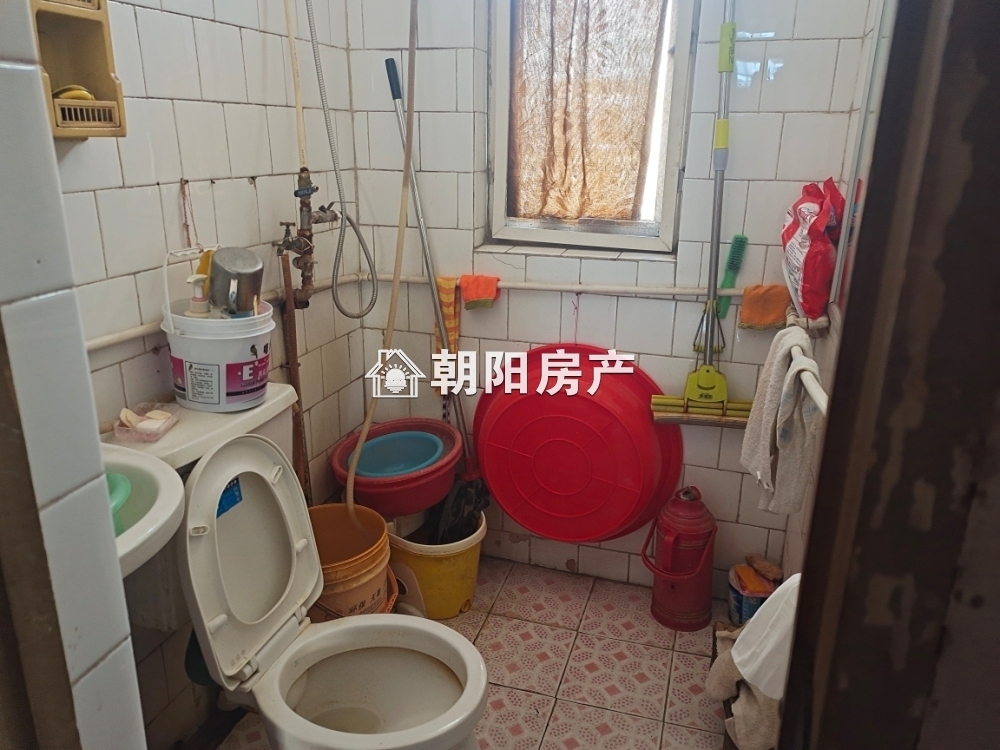 田东小区 60平 南向两居 采光好 交通便利 配套齐全