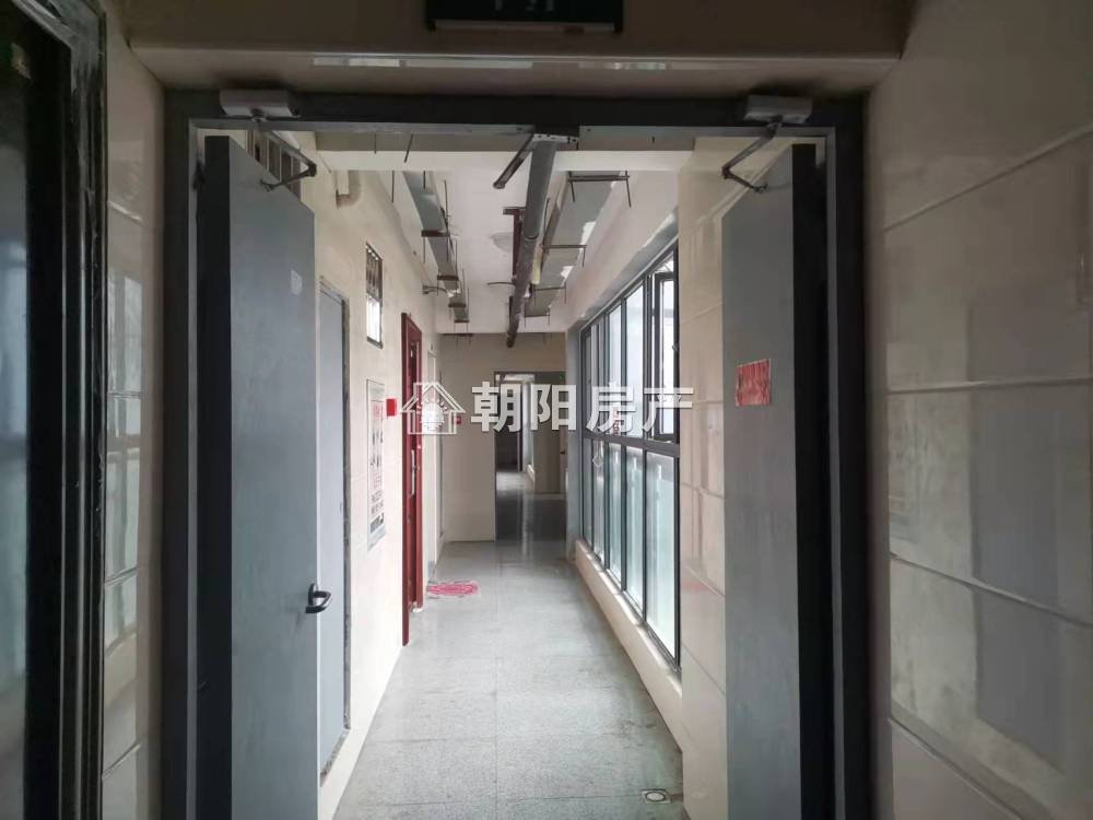 万茂中心 46平 精装一室 满两年 交通便利 学区房
