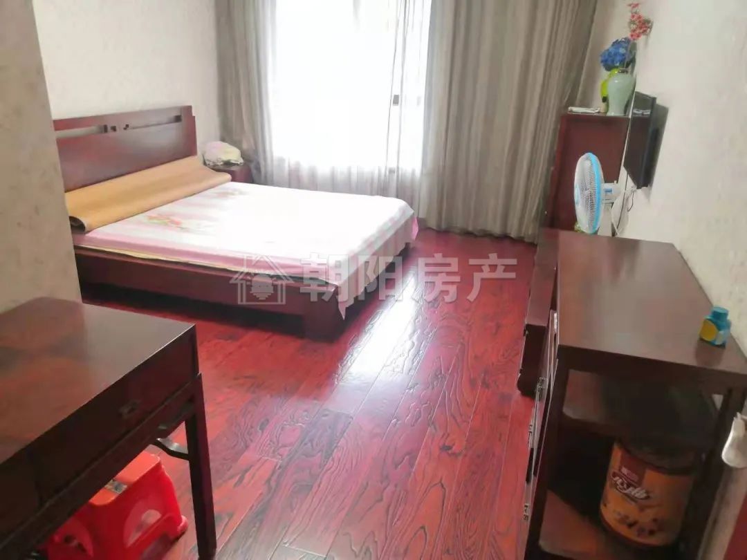 未来城 126平 南向精装三室 7142元/平 交通便利配套全