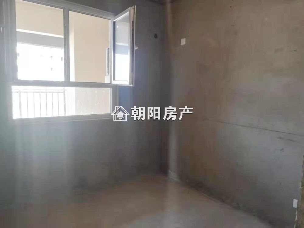 网云小镇一期 101平 南向三室 交通便利随时看房