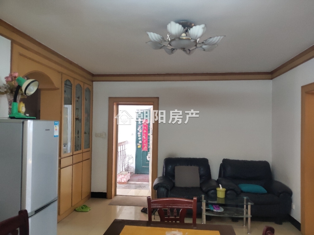 公园小区 121平 南向三室 采光好 随时看房 配套齐全