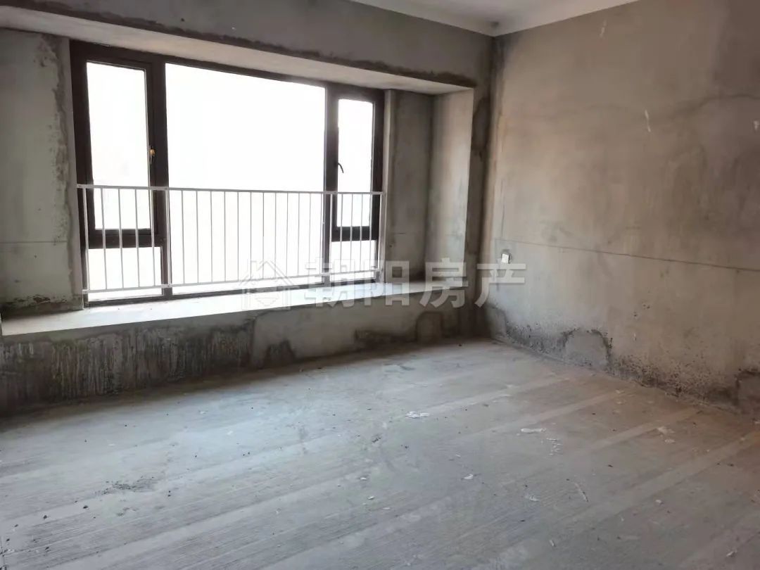 凤台碧桂园西区 228平 五室三卫南北通透 交通便利