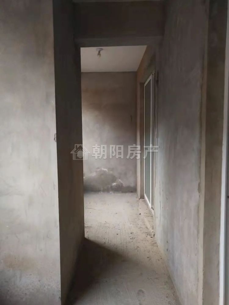 稻香花园 114平 南向三室两厅 交通便利 学区房