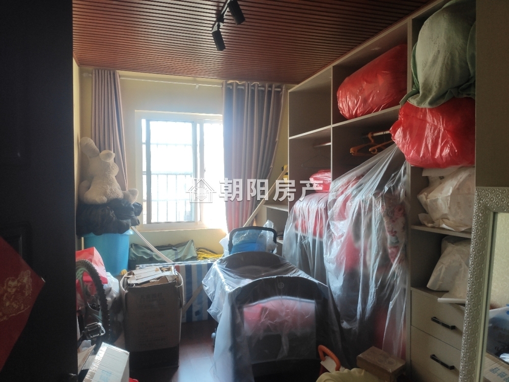 铂蓝美地 178平 四室两厅精装 随时看房 多层高楼层