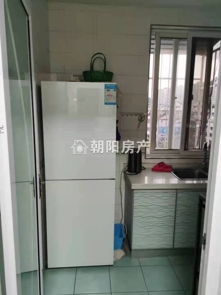 东苑小区西区 77平 南向两室一厅 精装单价2255元 交通便利配套齐全