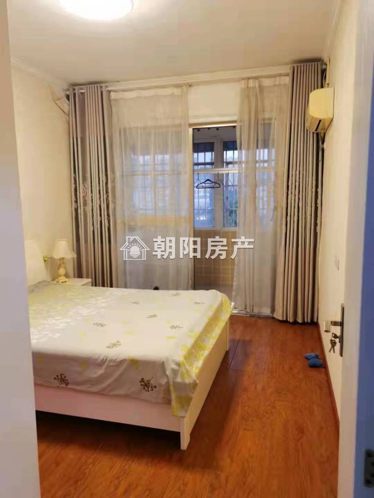 东苑小区西区 77平 南向两室一厅 精装单价2255元 交通便利配套齐全