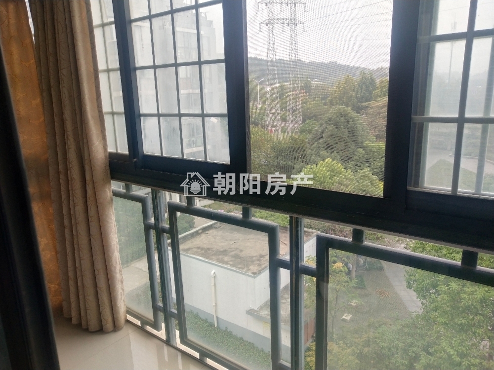 金岭新村 92平 南向三室两厅 精装 满两年 学区房