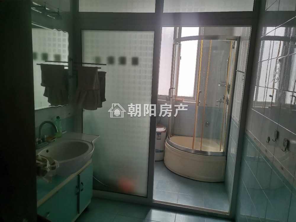 裕安三村 143平 南向大三室 精装 满两年 学区房