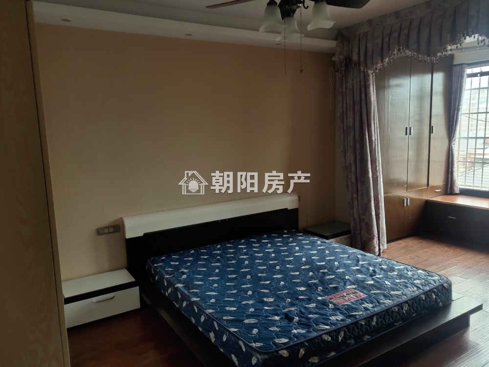 山南印象 109平 南向精装三室 学区房随时看房
