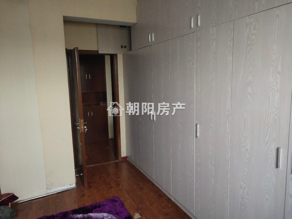 山南印象 109平 南向精装三室 学区房随时看房