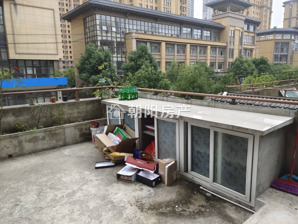 瀚城二期 90平 南向精装三室 学区房 交通便利