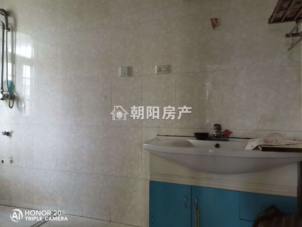 惠利中都二期 103平 南向舒适两室 满两年 交通便利 随时看房