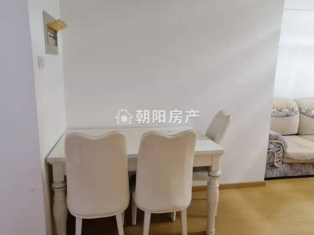 志高壹代城 91平 三室两厅 精装 满两年 随时看房