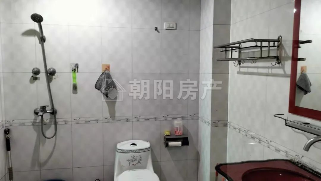 润地佳苑 88平 南向两室两厅 简装 满两年 学区房