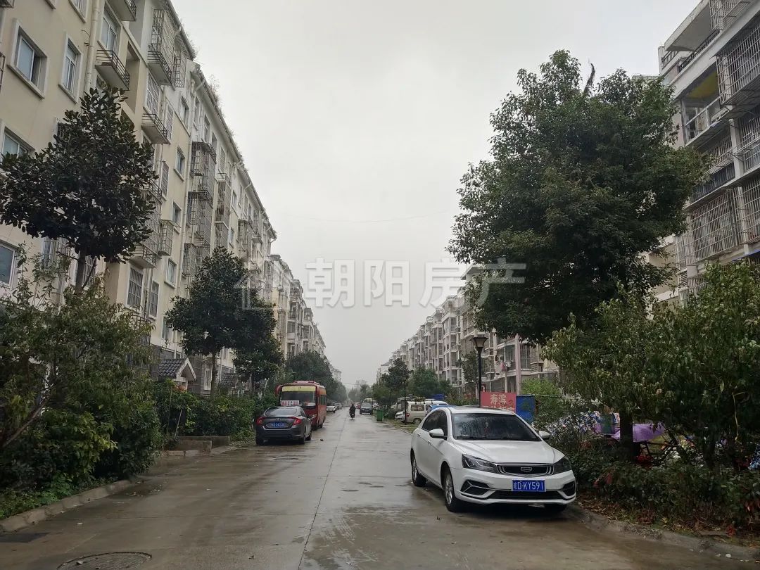 寿滨小区二期 118平 南向三室二厅 采光好 学区房 交通便利