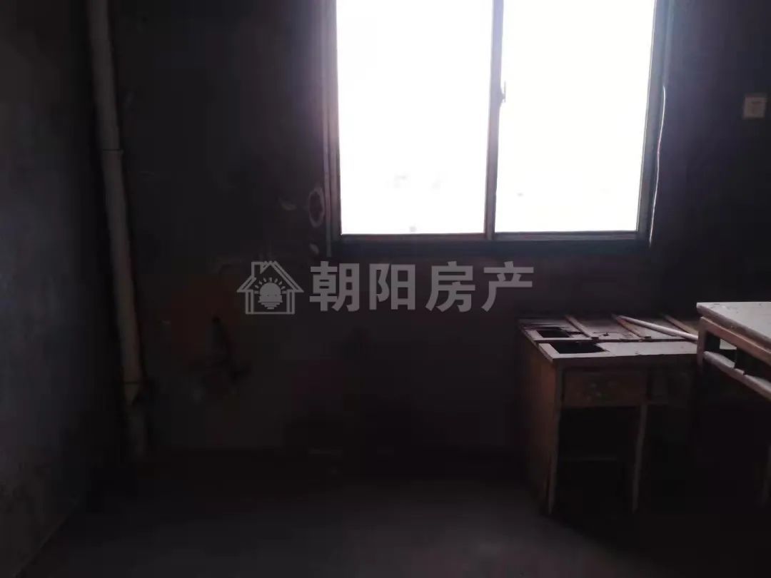 明珠花园 128平 朝南三室毛坯 满五唯一 学区房
