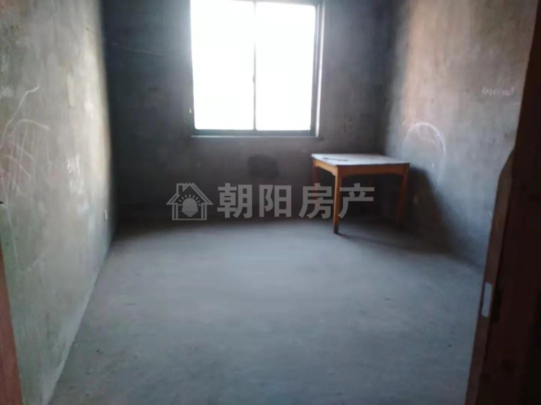 明珠花园 128平 朝南三室毛坯 满五唯一 学区房