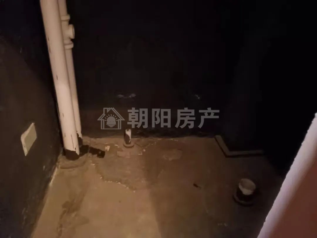 金大地悦府 116平 朝南三室 5862元/平 满五唯一
