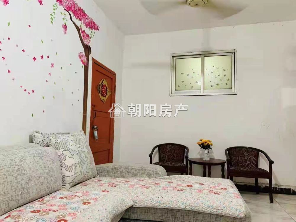 三部粮站 70平 两室一厅 朝南采光好 交通便利随时看房