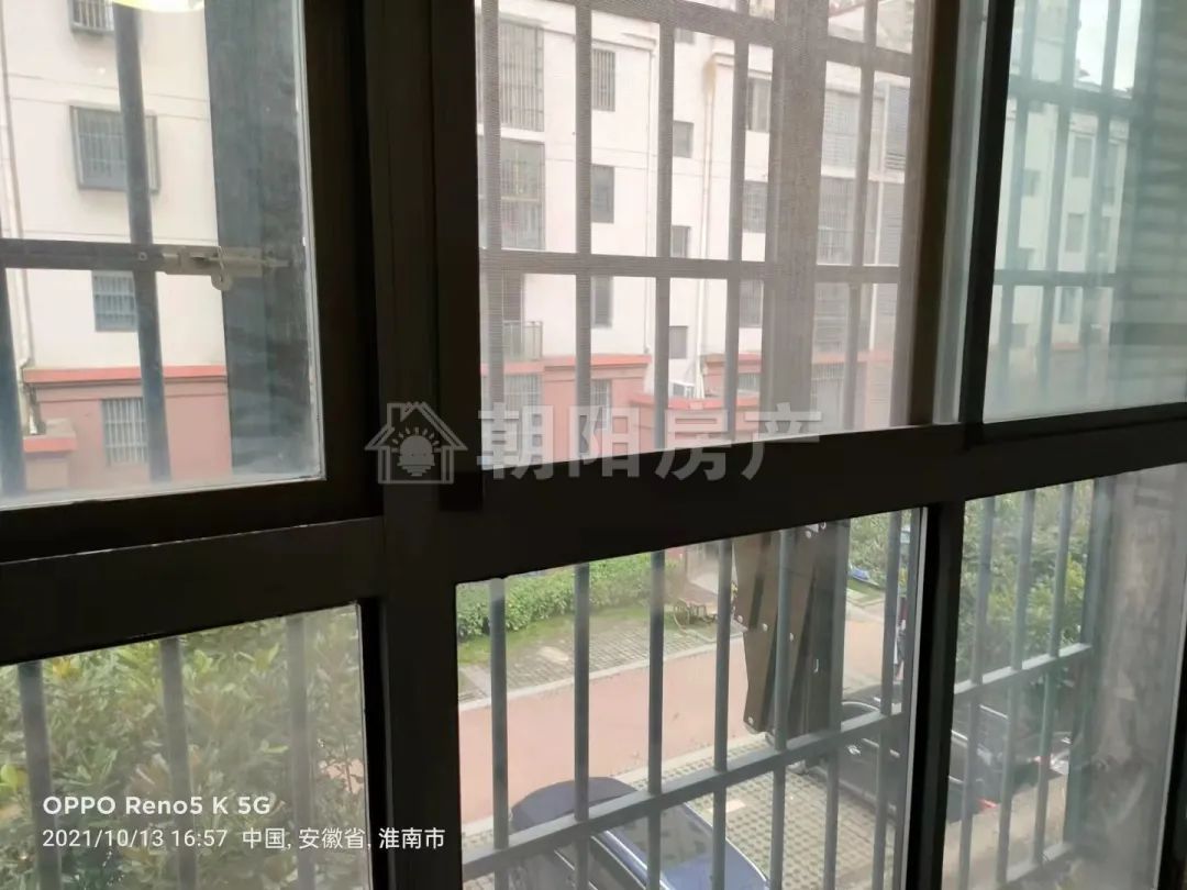 金地华府 109平 南向精装三居 满两年 学区房