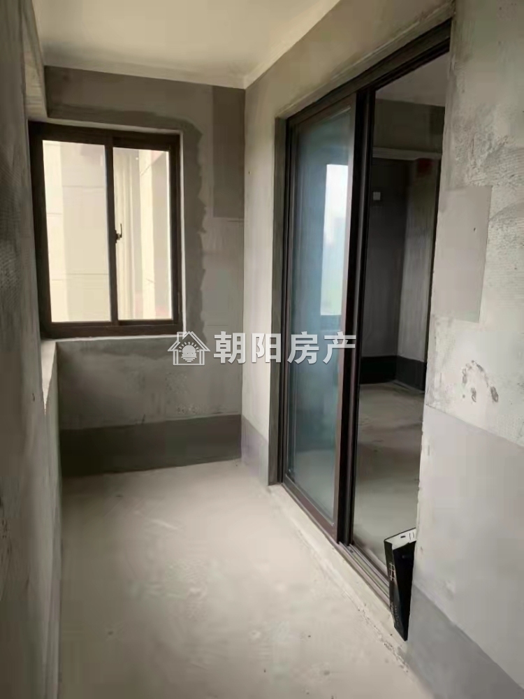 新城悦府三期 115平 南向三室二厅 学区房 随时看房