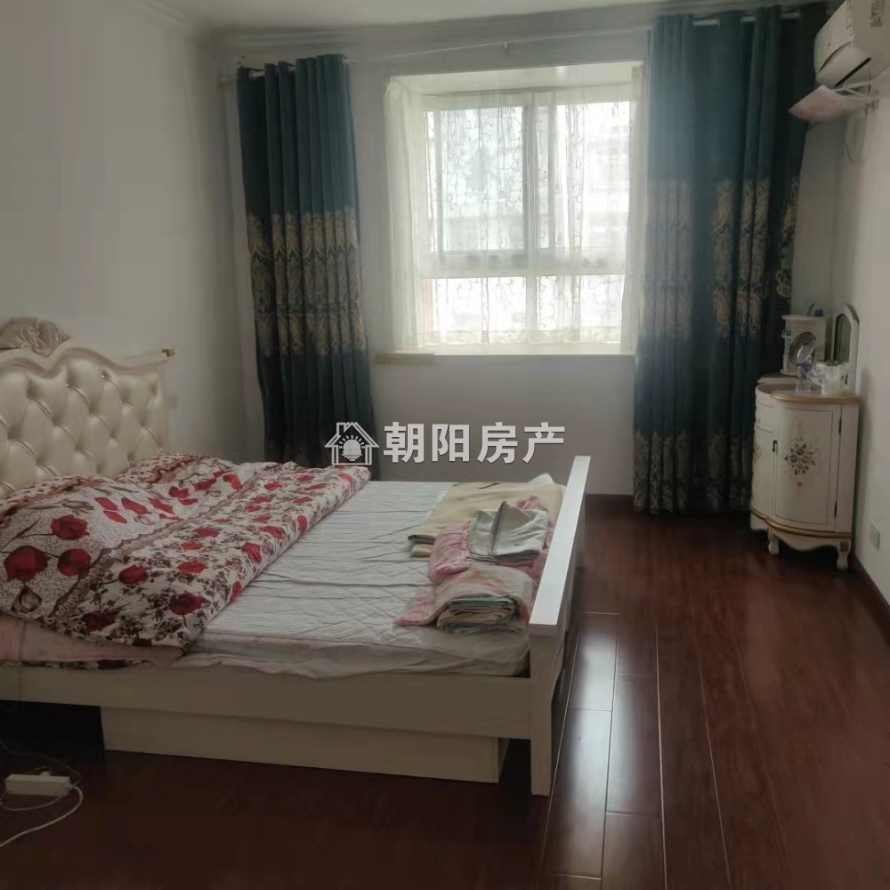 春晓名城 132平 南向三室二厅 采光好 随时看房